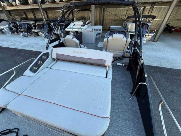 2022 Bennington 26LXSBA - ESP - Tower - Blackout US-ETWM1253B222 [photo 31]